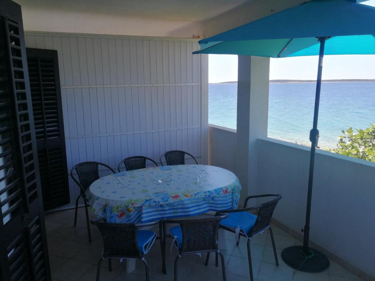 Apartman Cemeljic Appartement Mandre Buitenkant foto