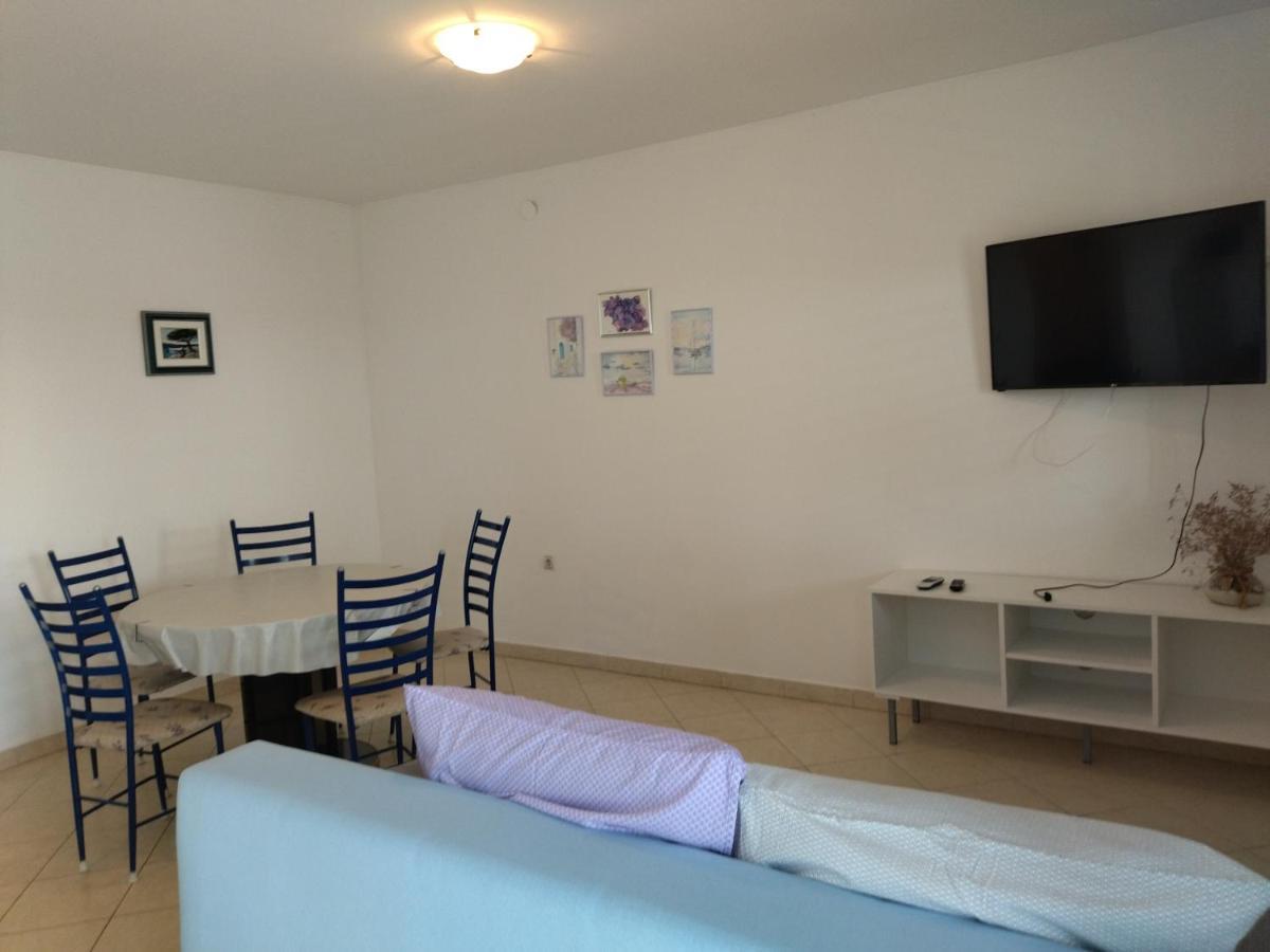 Apartman Cemeljic Appartement Mandre Buitenkant foto